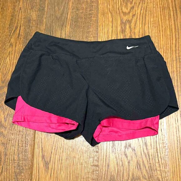 Nike Women's Dri-FIT 2-IN-1 With A Secret Zipper Pocket, Medium - Picture 1 of 4